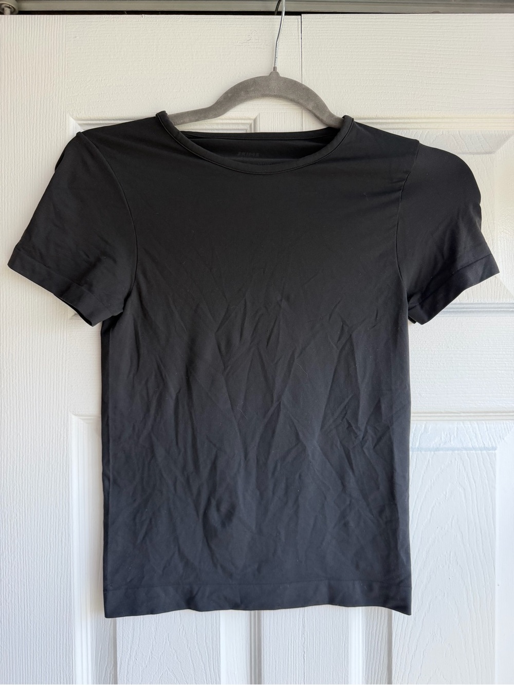 Skims Black T Shirt Size Medium
